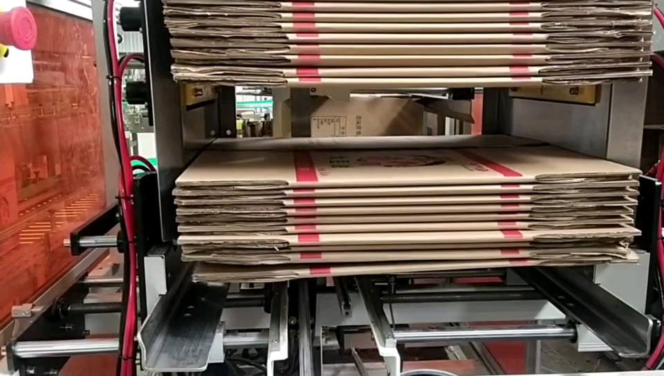 蓝凯包装设备 全自动卧式开箱机助力工业智能化升级
